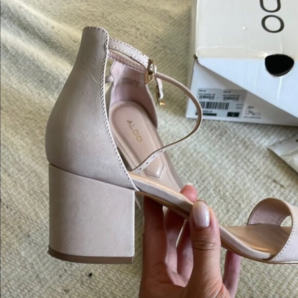 Aldo Pink Heels - Picture 3 of 3